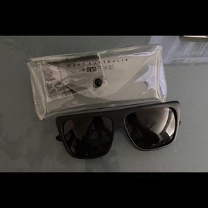 Quay x Desi Perkins Sunnies